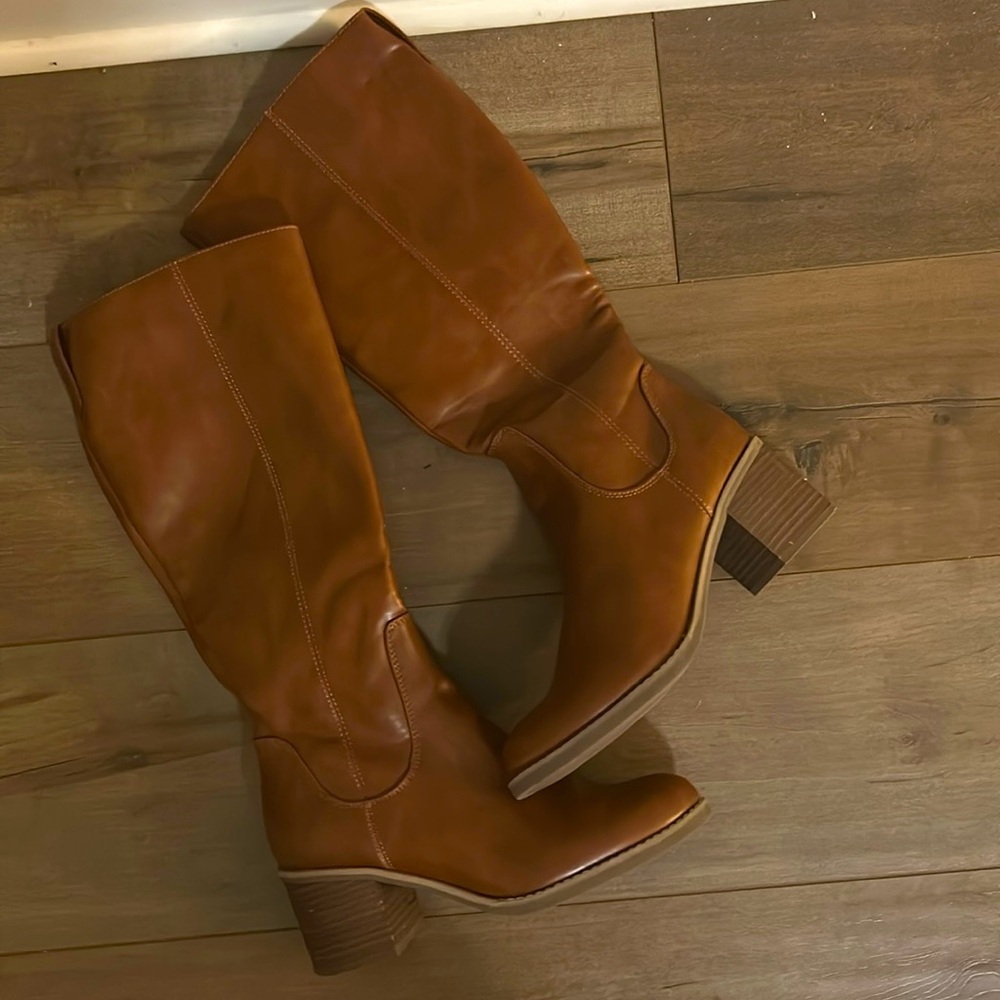 Down, knee boots